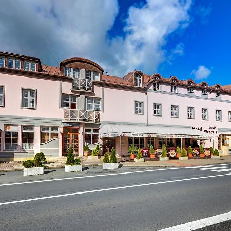 Hotel Pizzeria Istria Velké Losiny المظهر الخارجي الصورة