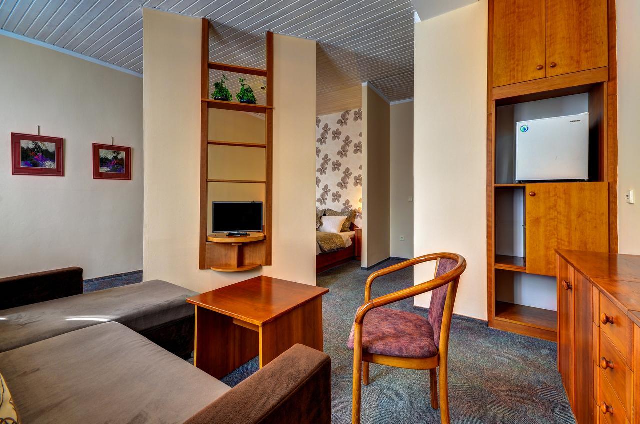 Hotel Pizzeria Istria Velké Losiny المظهر الخارجي الصورة